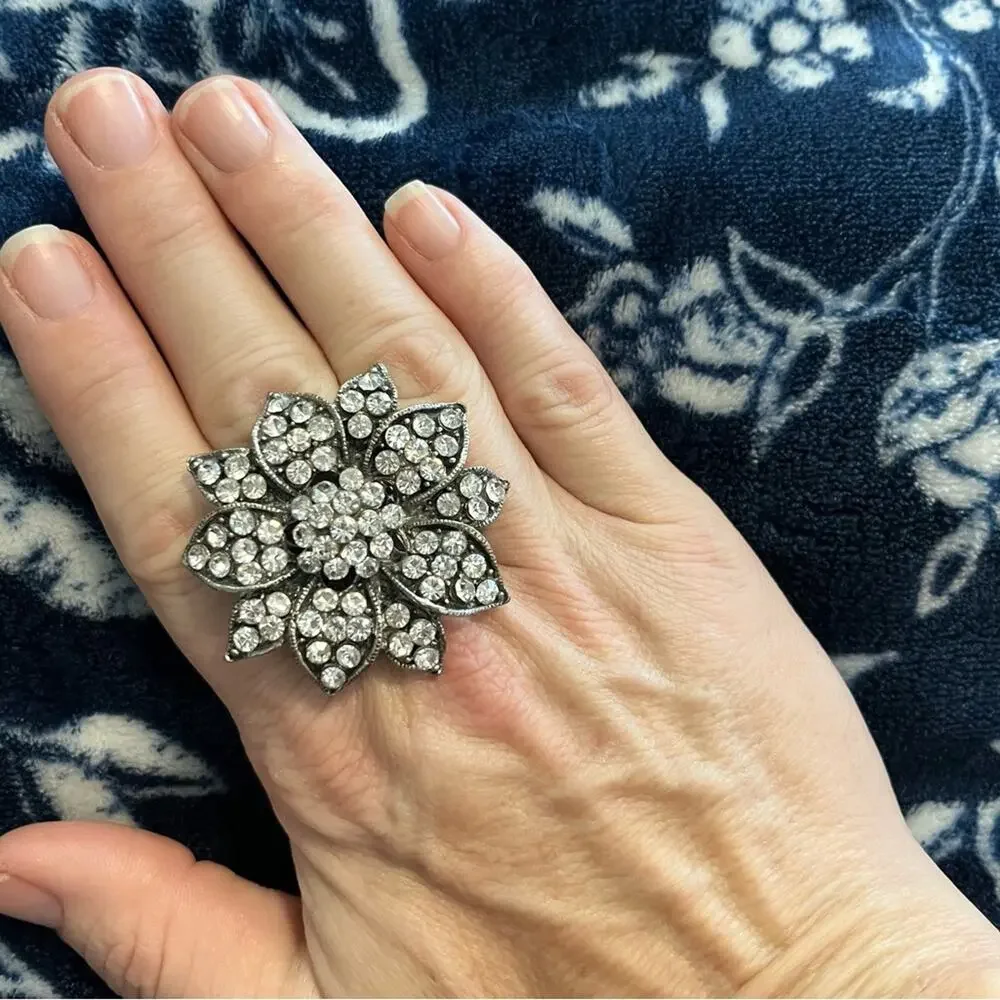 Vintage Sparkly Brooch Flower Design Ring
